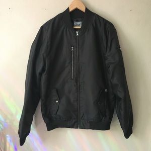 Beautiful Giant zip up bomber jacket